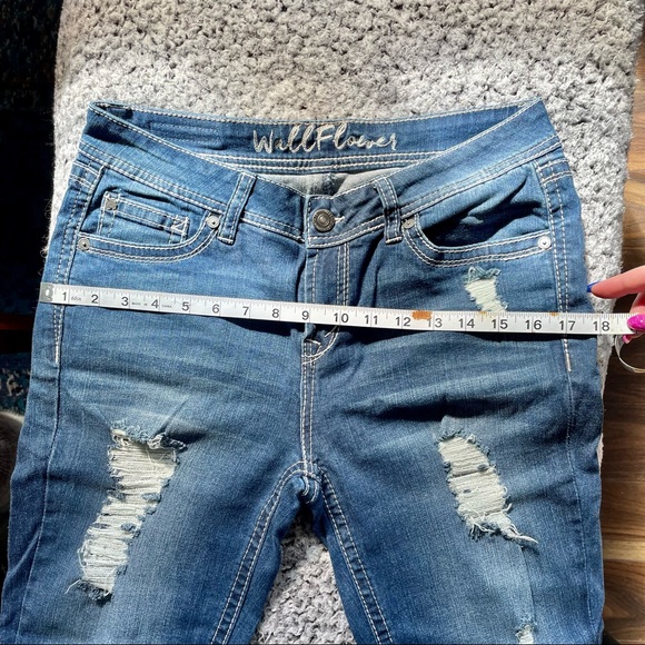 Distressed Denim jeans - Wallflower / Eclipse - Picture 6 of 10